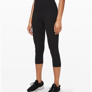 Lululemon align crop 21 size 8